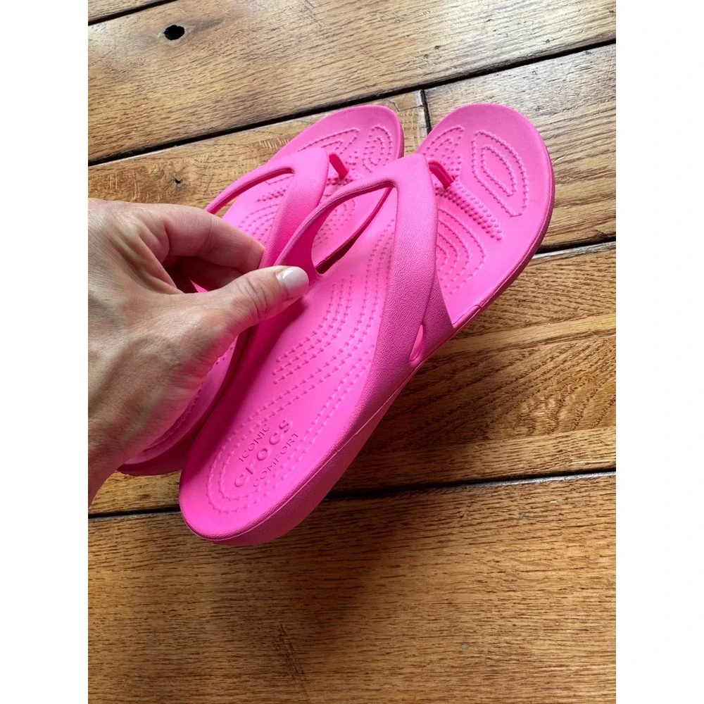 Crocs Flip Flops Women 6 Pink Kadee II Iconic Comfort Lightweight Sandals